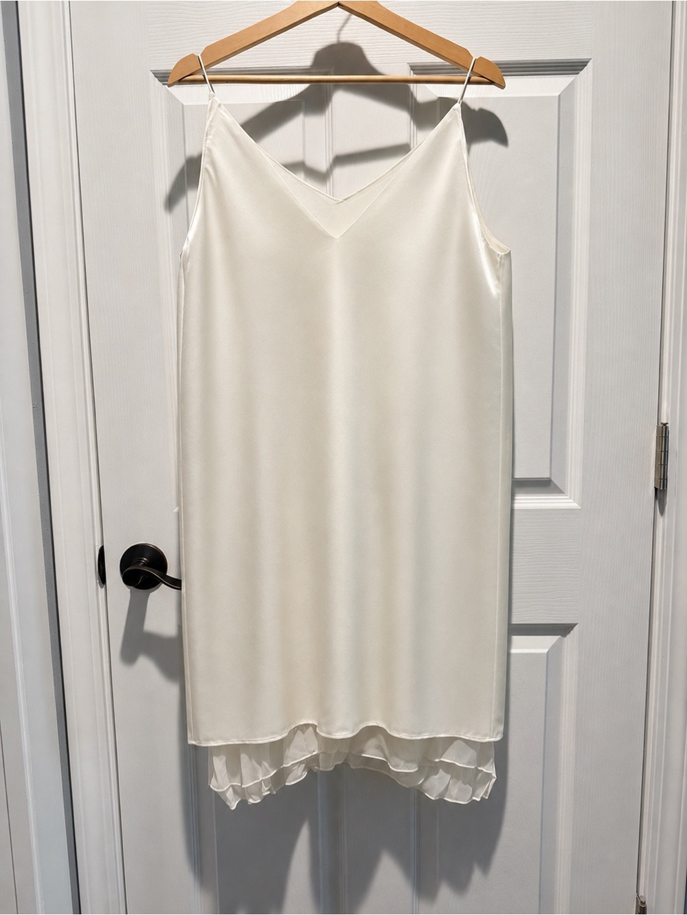 NWT Club Monaco White Two-Layer Satin Slip Dress - Picture 4 of 5